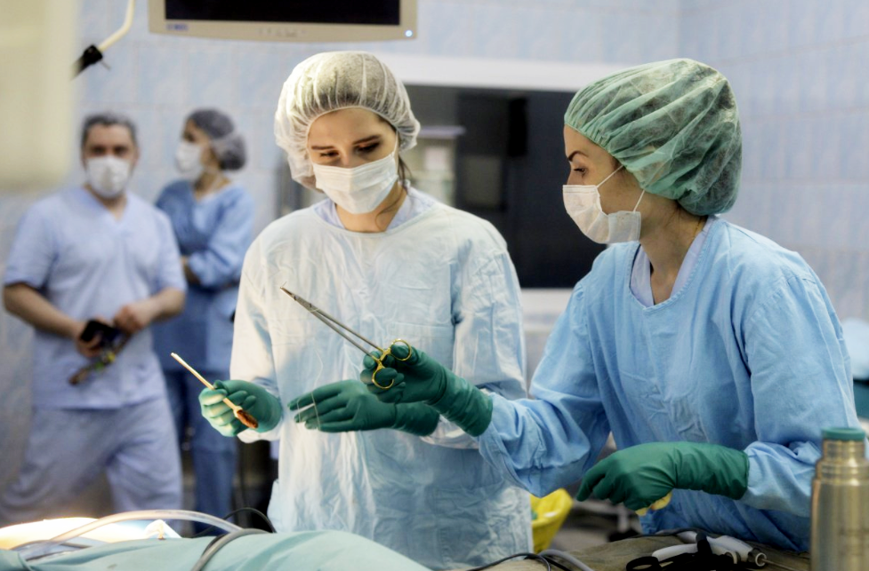 Отделение рентгенхирургических методов диагностики и лечения Клинической больницы №8 приглашает на работу операционных медсестер