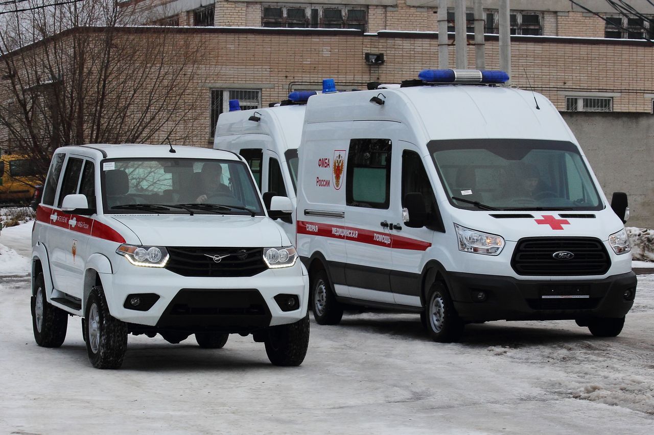 Больница получила девять новых автомобилей от ФМБА