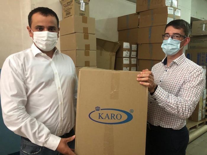 Компания «Каро» передала Клинической больнице №8 ФМБА России 10 тысяч защитных масок